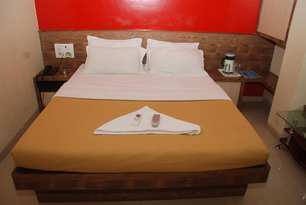 Hotel Arma Residency Mumbai  Buitenkant foto