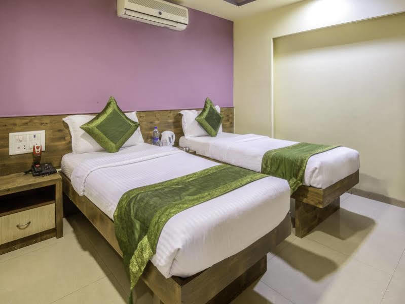 Hotel Arma Residency Mumbai  Buitenkant foto