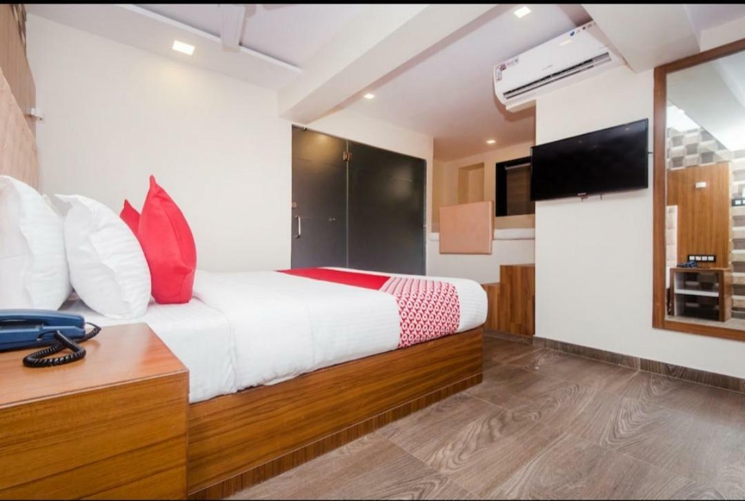 Hotel Arma Residency Mumbai  Buitenkant foto